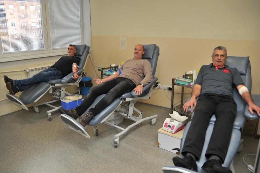 Akciaj dobrovoljnog davanja krvi