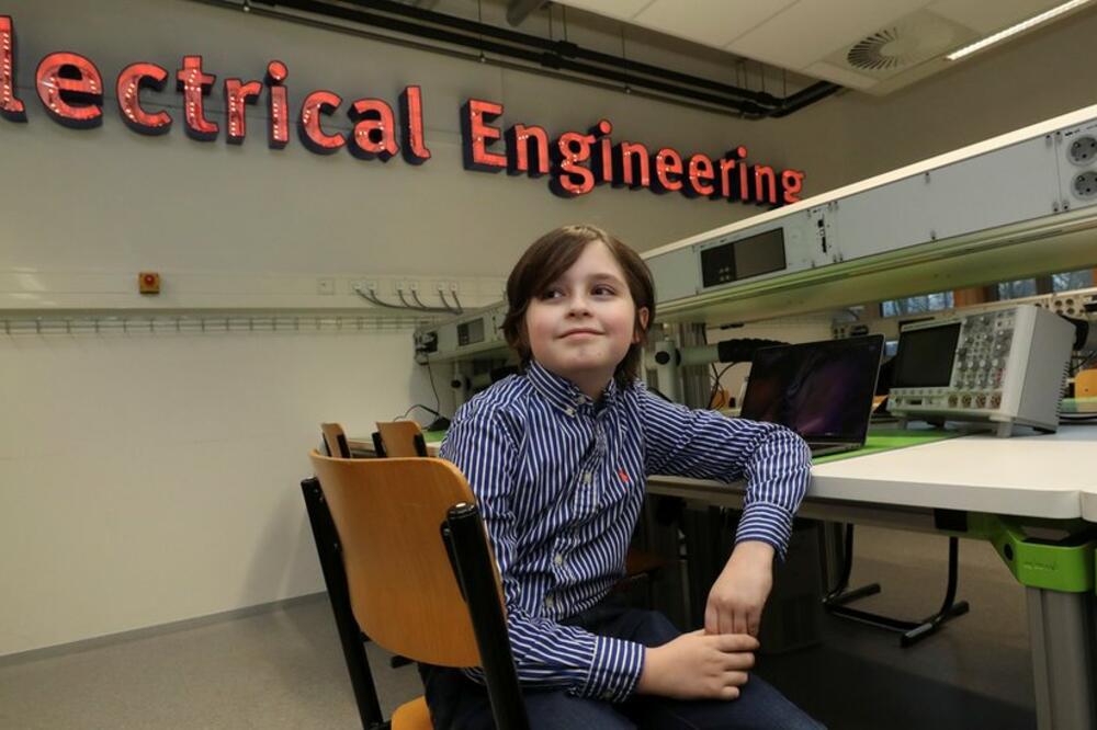 Na fakultetu su dečakovim roditeljima rekli da Loran ipak neće moći da diplomira pre desetog rođendana, Foto: Reuters