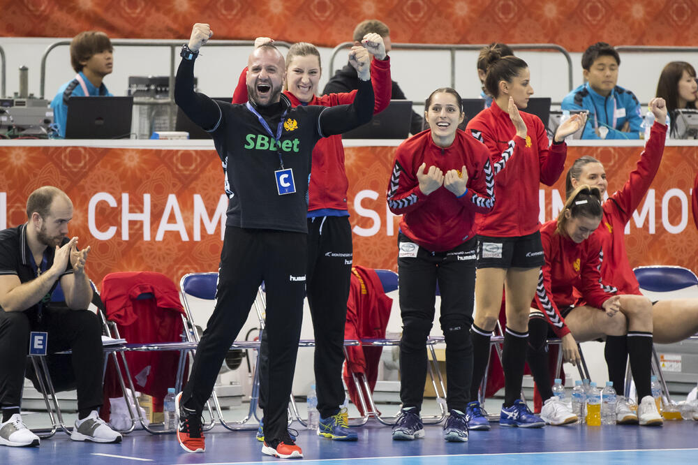 Crnogorske rukometašice pobijedile Švedsku i plasirale se na kvalifikacioni turnir za OI