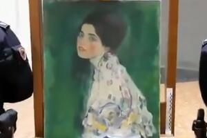 "Portret dame" više od dvije decenije bio sakriven u zidu