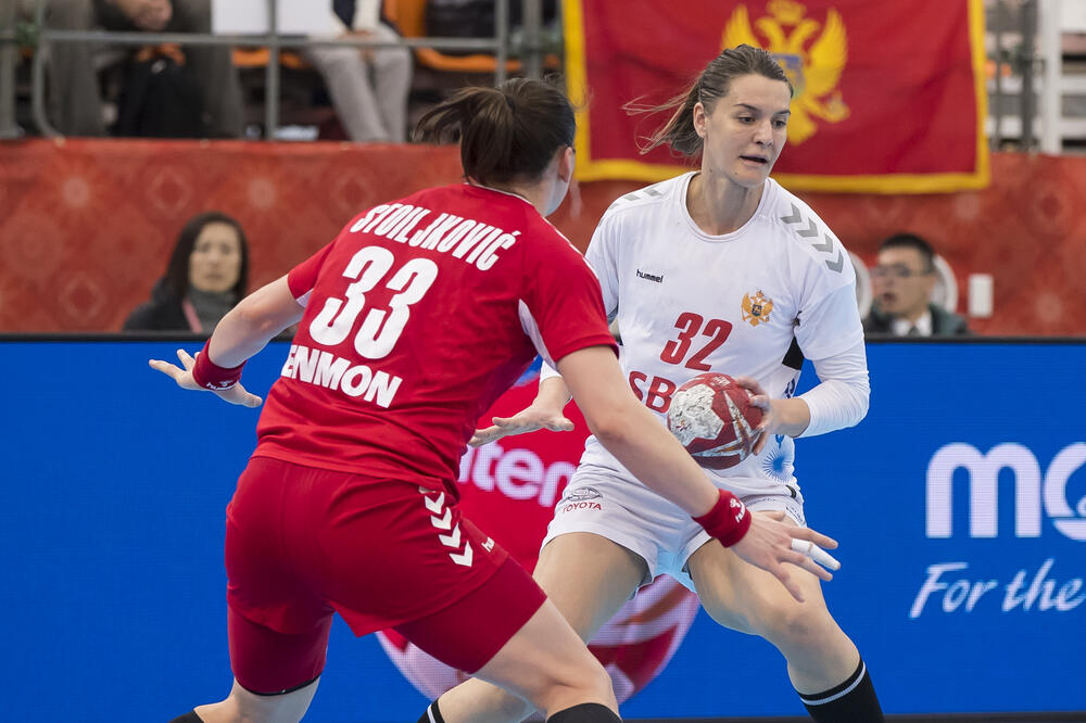 Katarina Bulatović na meču sa Srbijom, Foto: Aniko Kovacs/IHF