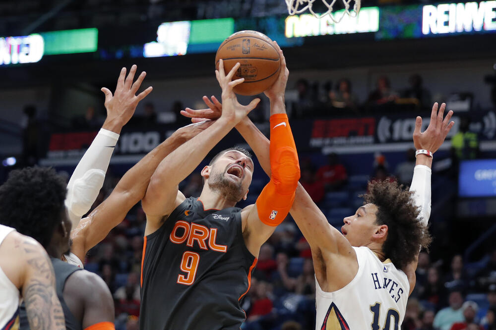 Vučević na meču sa Nju Orleansom, Foto: AP