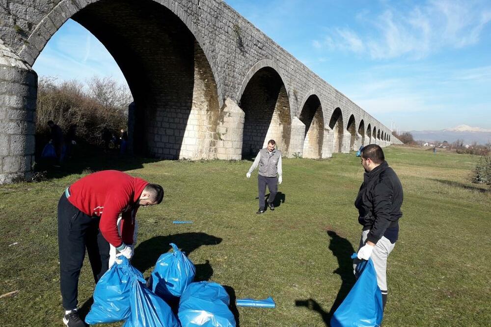 Sa akcije čišćenja, Foto: DMEN