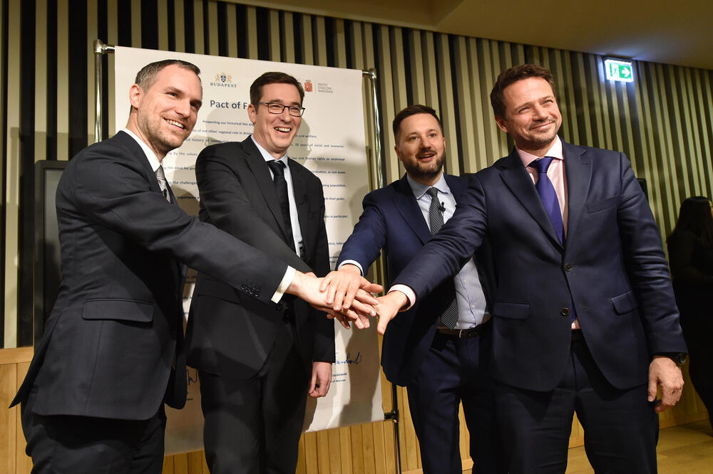 Gradonačelnici su se sastali u Centralnom evropskom univerzitetu