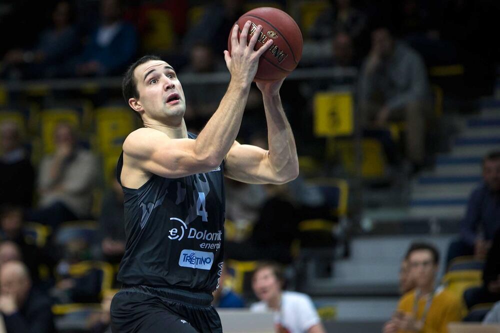 Eron Kraft, bivši igrač Budućnosti, sada plejmejker Trenta, Foto: Eurocupbasketball
