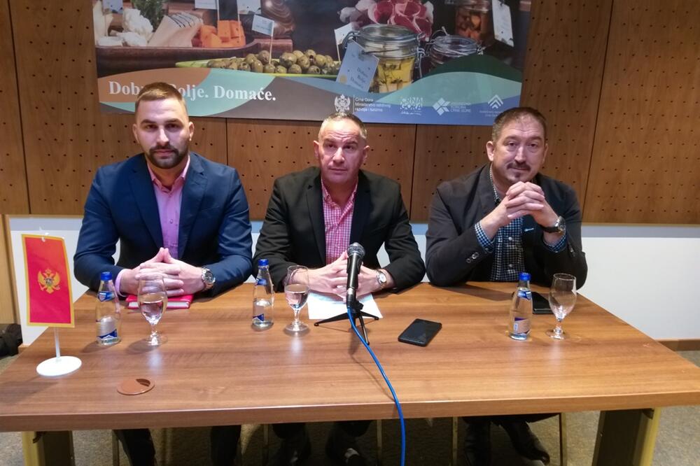 Sa pres konferencije, Foto: Svetlana Mandić