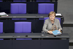 Merkel: Vlasti vjeruju da će se 60-70 odsto njemačke populacije...