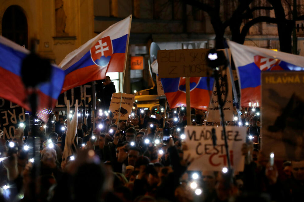 Sa jednog od protesta zbog ubistva Kucijaka i njegove vjerenice, Foto: BETA/AP
