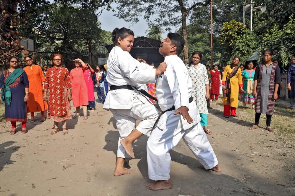 Polaznice karate kursa u Kalkuti, Foto: Reuters
