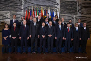 Marković u Rimu na samitu: Crna Gora preuzima od Italije...