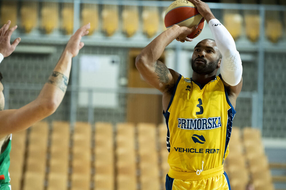 Lens Heris, Foto: Primorska