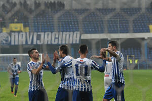 Najiskusniji povukli lidera, iznenađenja iz predgrađa i golgeteri...