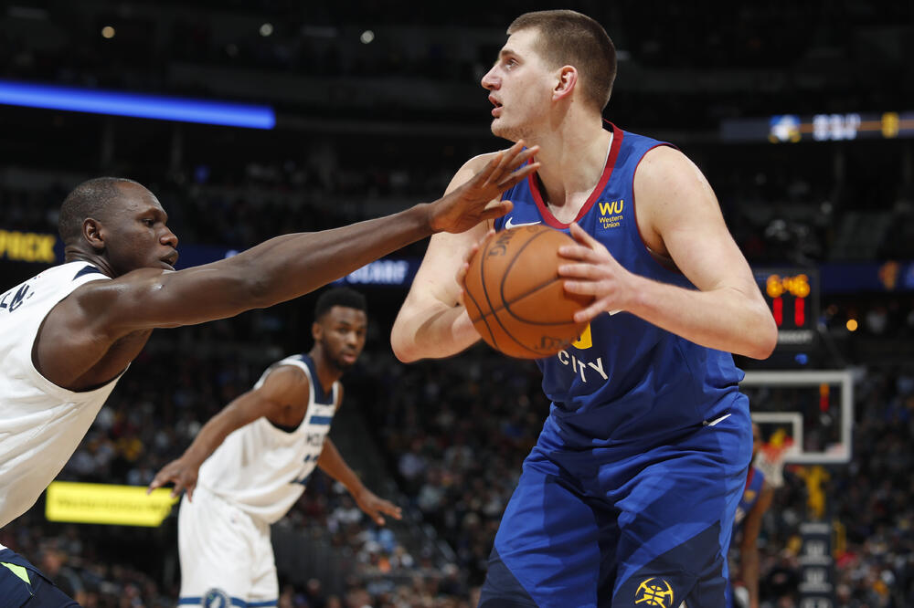 Jokić na sinoćnjem meču, Foto: BETA-AP