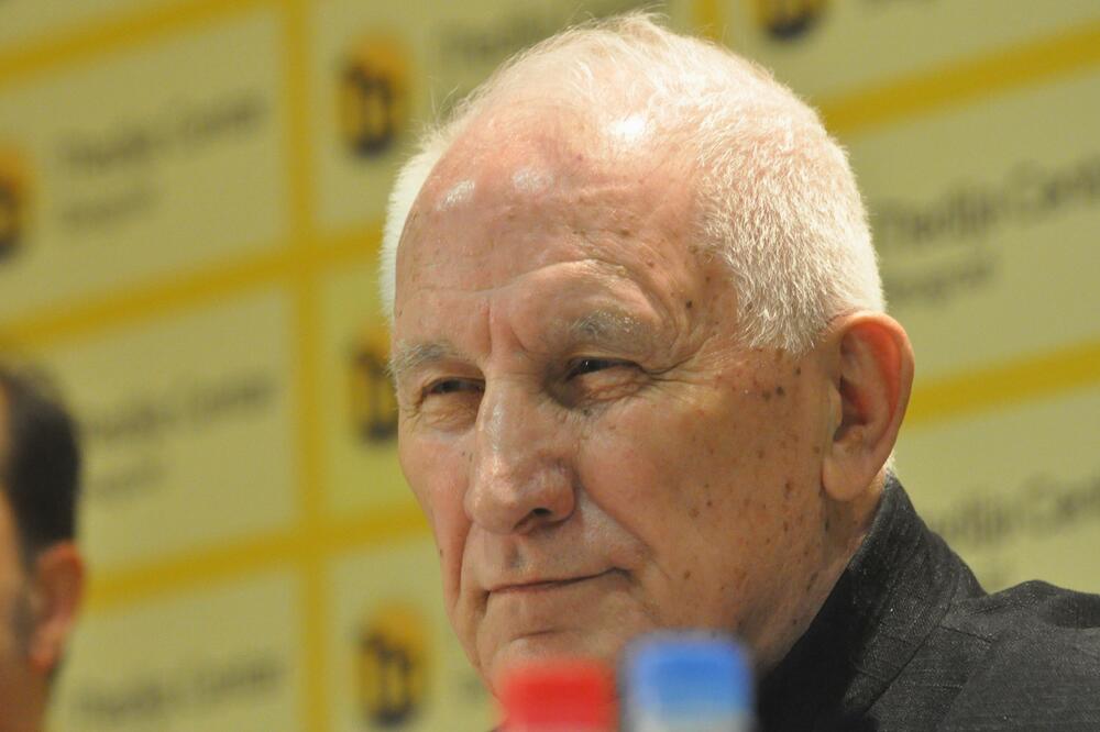 Bećković, Foto: Betaphoto