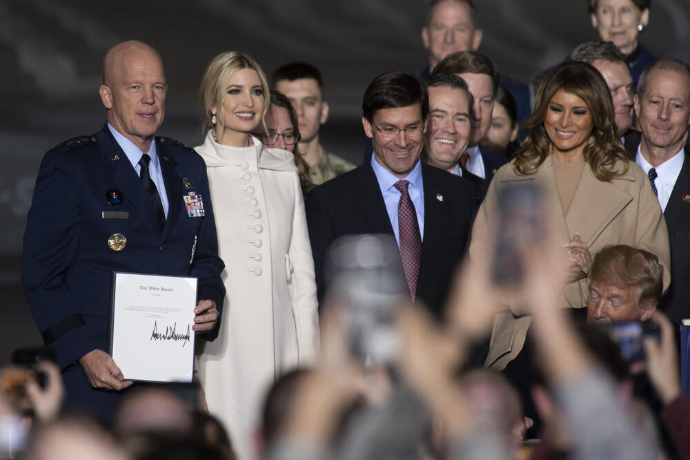 Sa ceremonije u bazi Endruz, Foto: Kevin Wolf/AP