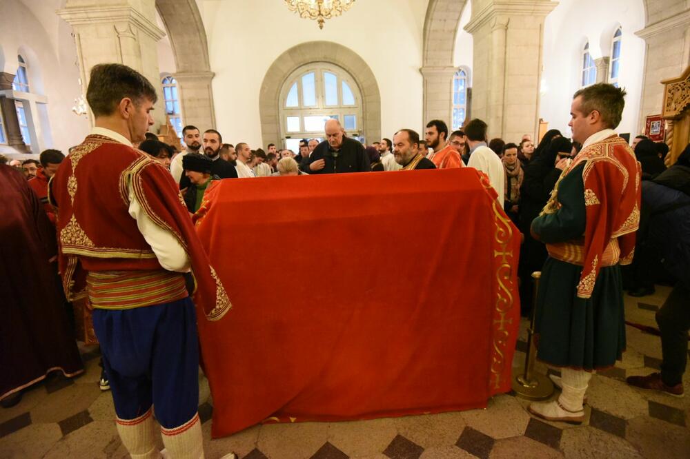 Danas u hramu u Nikšiću, Foto: Savo Prelević
