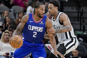 Lenard jači od zvižduka u San Antoniju, Janis do tripl-dabla za 22...