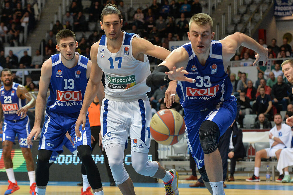 Sa meča Zadar - Budućnost Voli, Foto: Zvonko KUCELIN