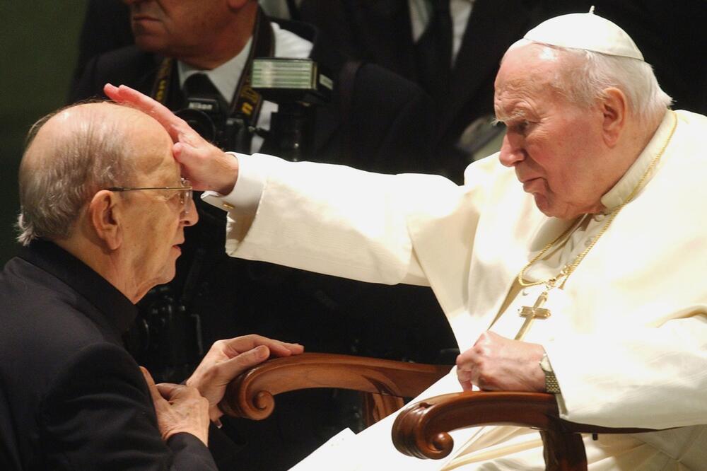 Papa Jovan Pavle i otac Marsial Masijel, Foto: Reuters