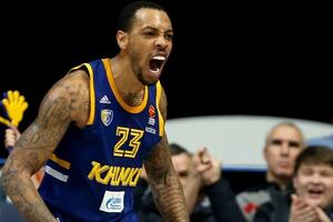 Promjene u Feneru: Tomas došao, Štimac otišao