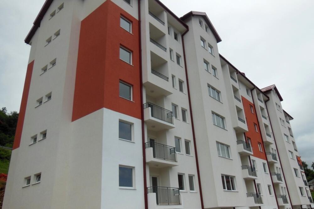 Zgrada u Plužinama u kojoj je sporni stan, Foto: Svetlana Mandić