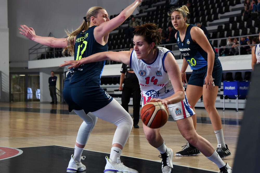 Patricia Bura na meču protiv Celja, Foto: Luka Zeković