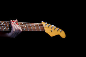 Gitar art okuplja 130 gitarista