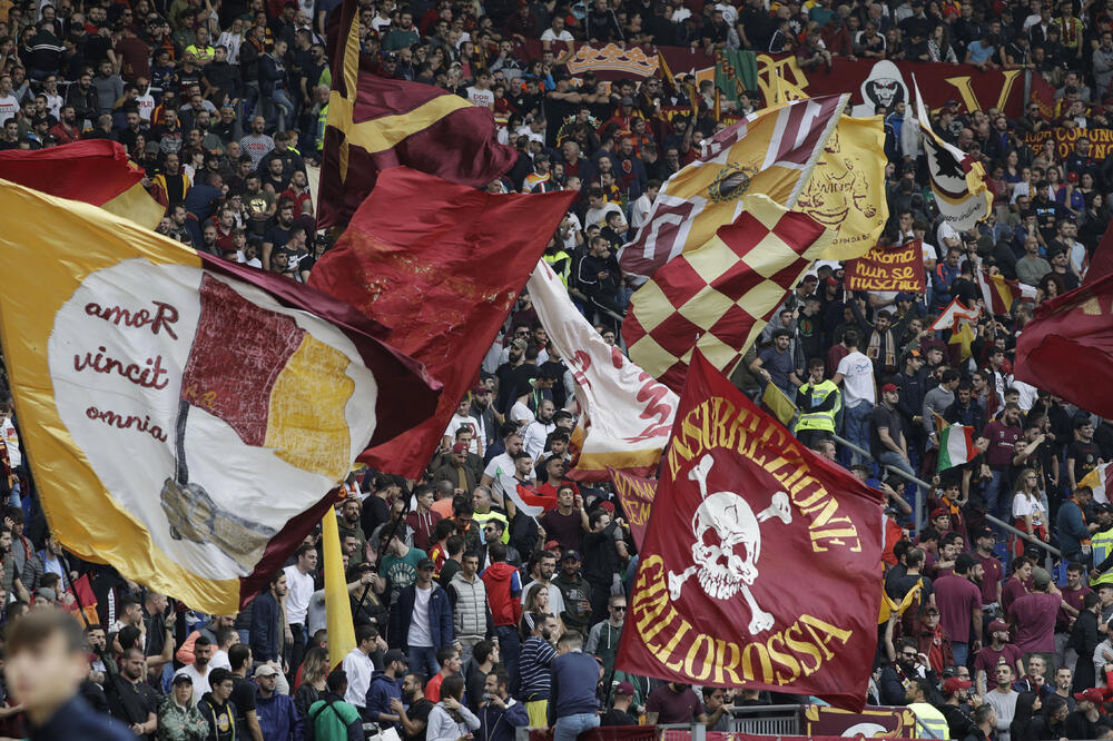 Navijači Rome, Foto: AP
