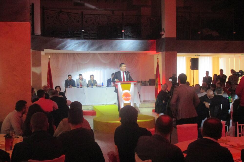 Bečić na novogodišnjem koktelu Demokrata u Pljevljima, Foto: Goran Malidžan