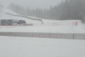 Gostiju ima u skijaškim centrima, čeka se snijeg