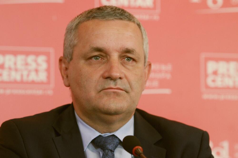 Miodrag Linta, Foto: Betaphoto