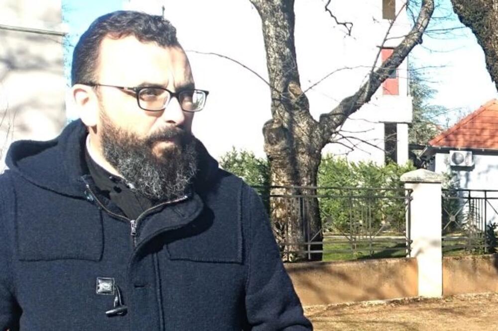 Sveštenik Vukotić, Foto: Mitropolija crnogorsko-primorska