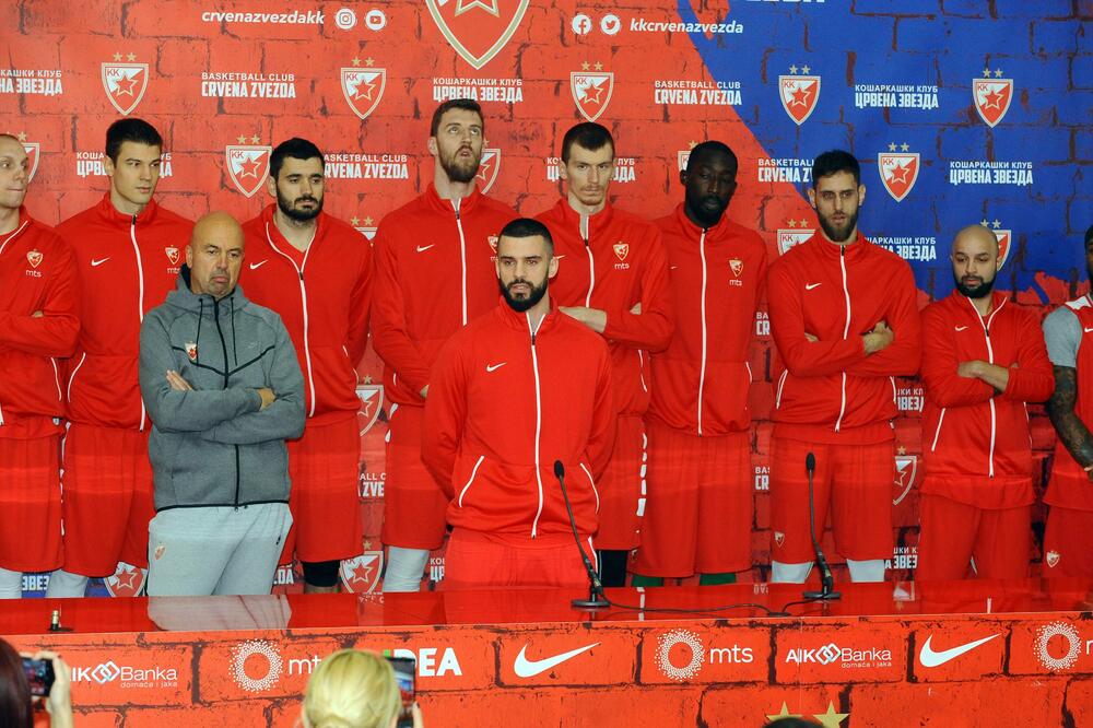 Zvezda želi da se igra meč protiv Budućnosti, Foto: Betaphoto