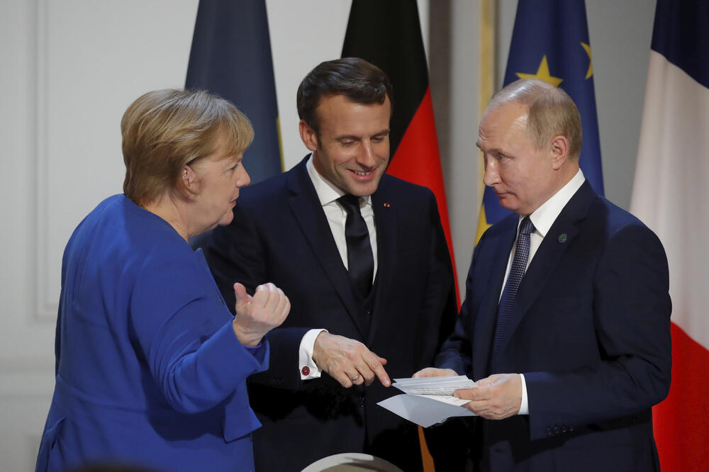 Merkel, Makron i Putin, Foto: AP