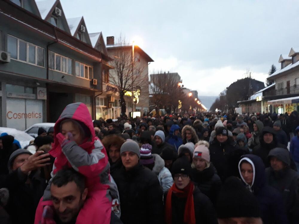 Sa litije u Beranama