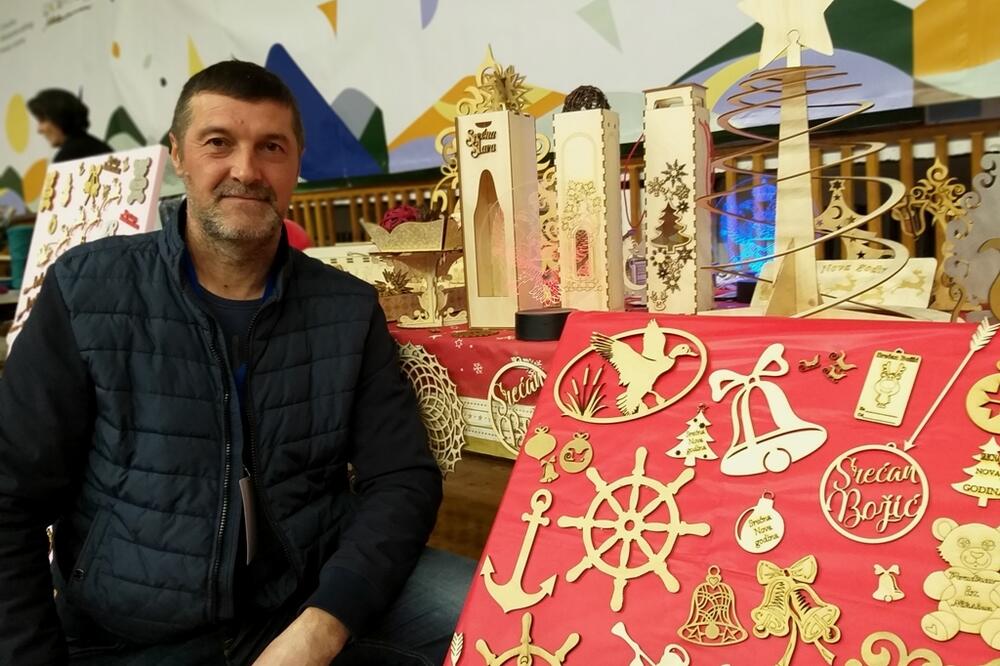 Zečević sa suvenirima, Foto: Svetlana Mandić