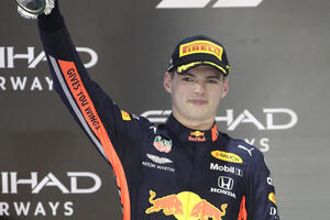 Red Bul zadržao Maksa do 2023. godine