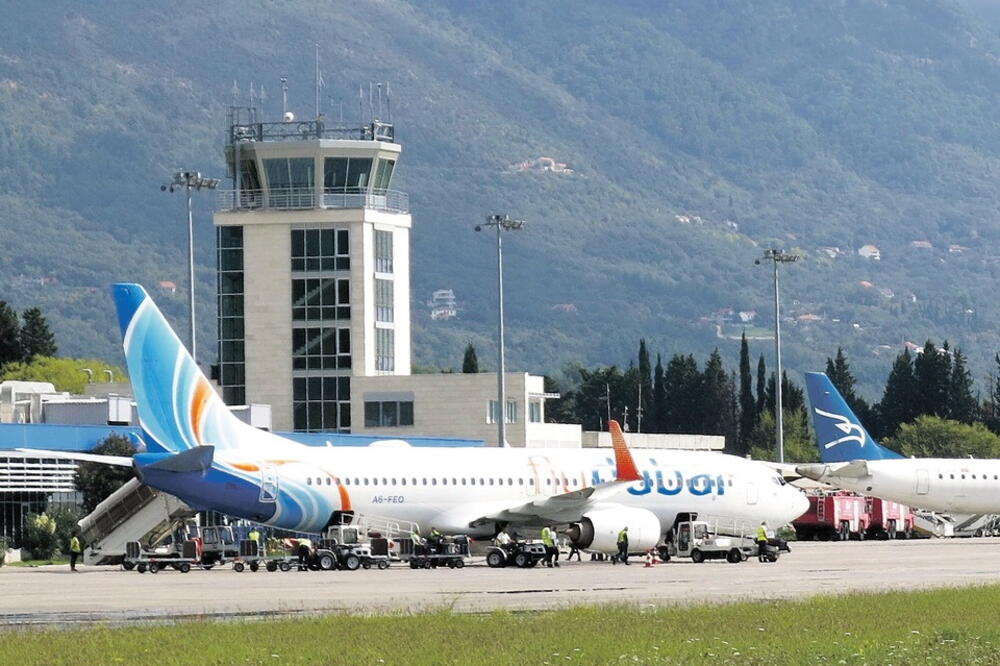Tokom 2019. na pistu aerodroma Tivat sletjelo 7.049 aviona
