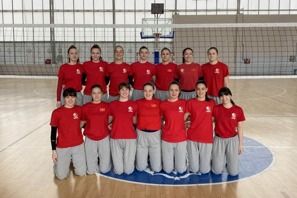 Ženska juniorska odbojkaška reprezentacija
