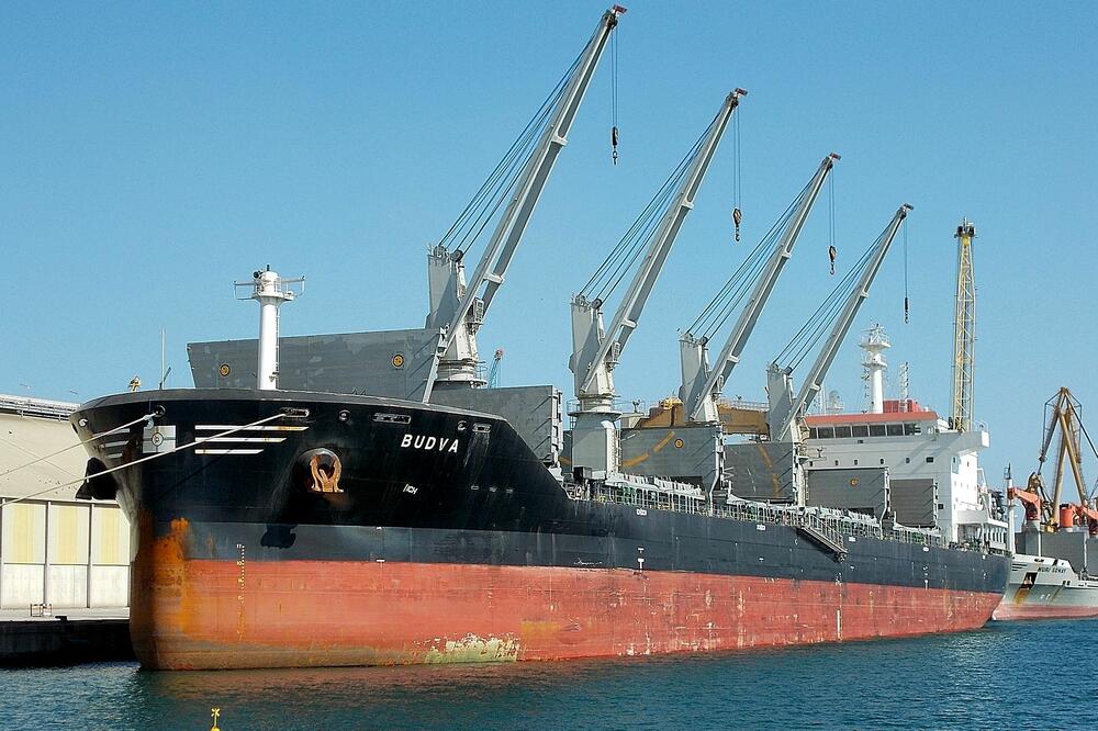 Jedan od četiri crnogorska prekookeanska broda, Foto: Www.shipspotting.com