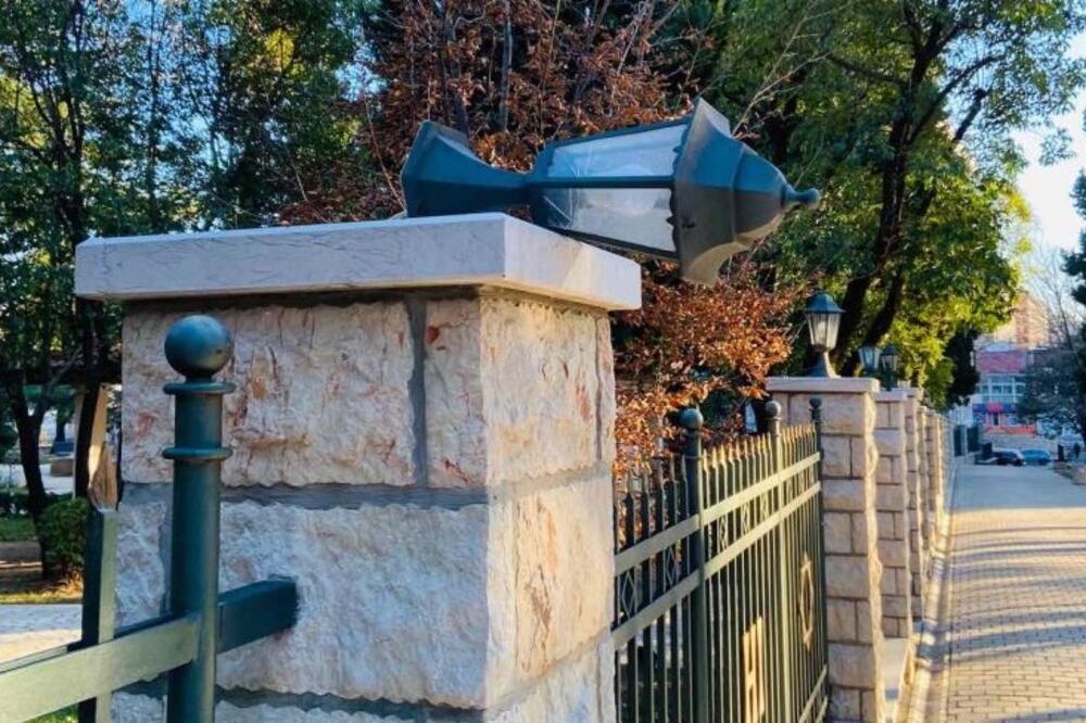 Polomljena rasvjeta, Foto: PG Biro