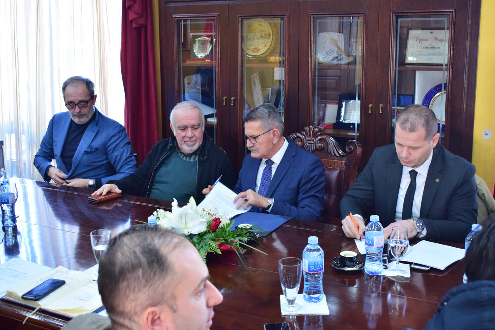 Sa potpisivanja sporazuma, Foto: Opština Ulcinj