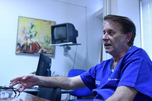 Klinički centar bogatiji za tri ljekara iz Srbije: Bolja briga za...