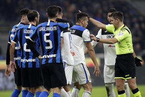 Handanović zaustavio Atalantu, Inter sačuvao bod u derbiju