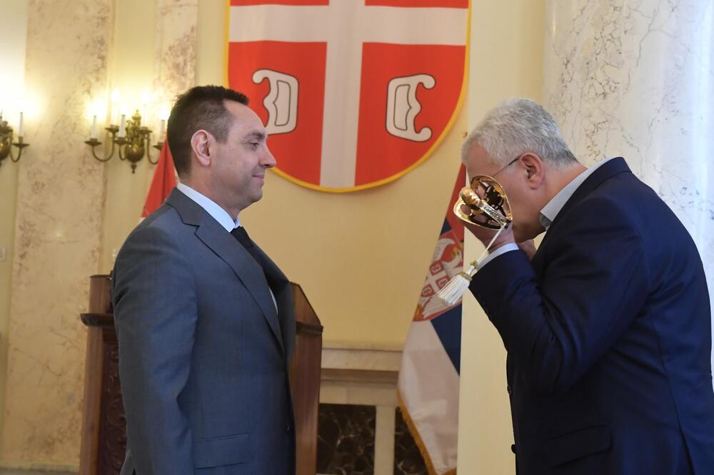 Vulin i Mandić, Foto: Ministarstvo odbrane Srbije