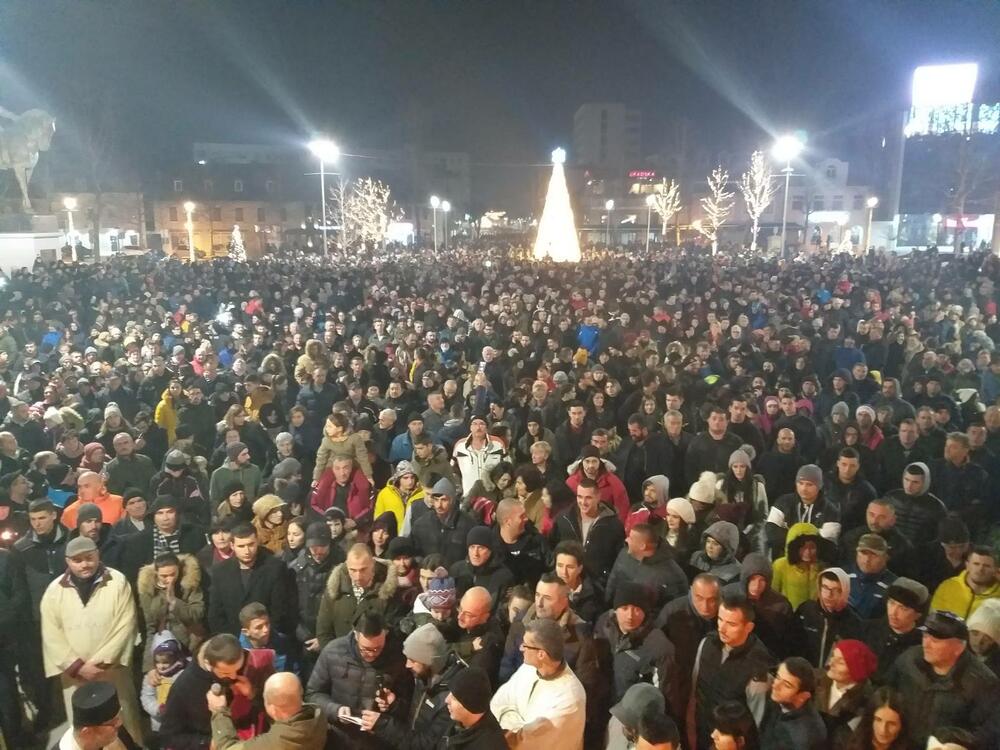 Sa litije u Nikšiću