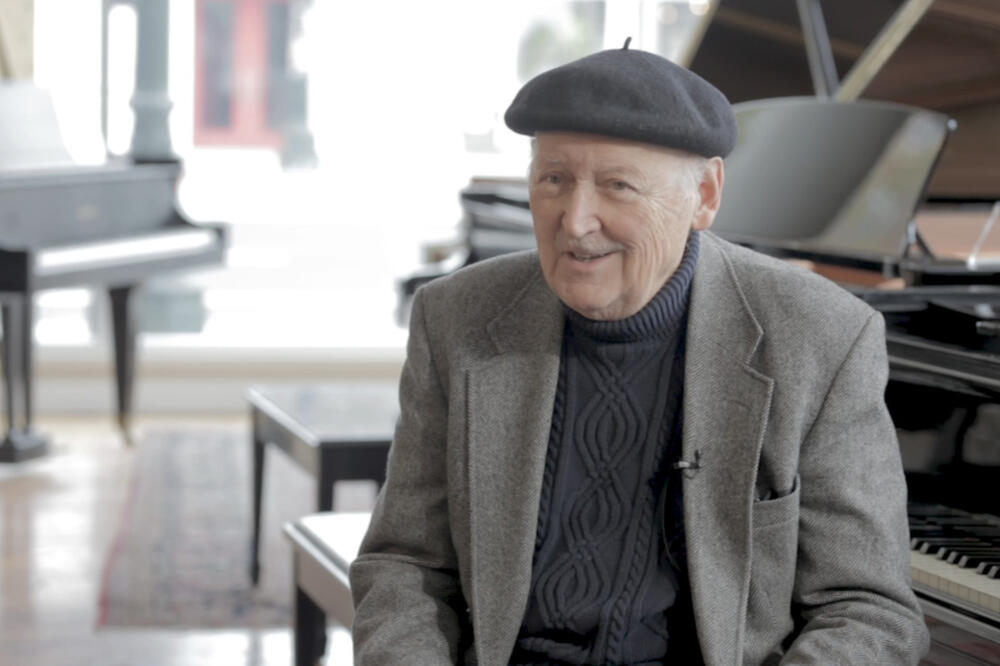 Džez pijanista Lazar Lari Vučković aktivno nastupa i danas, sa 83 godine, Foto: VOA