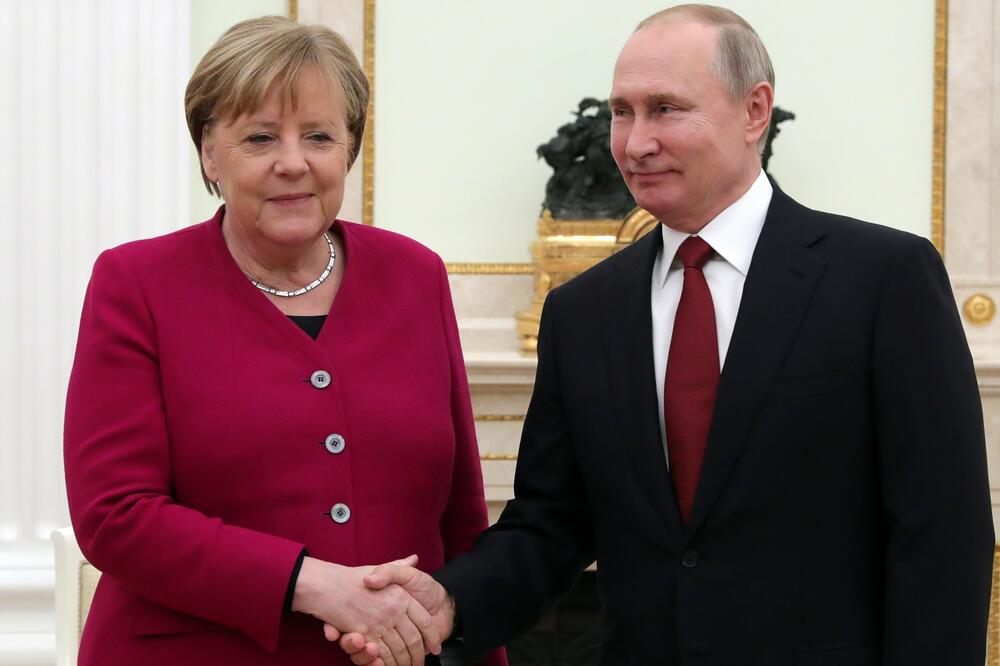 Merkel i Putin, Foto: AP
