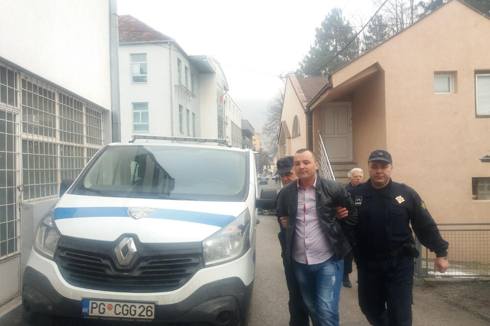 Memića juče sprovode u sud, Foto: Jadranka Ćetković