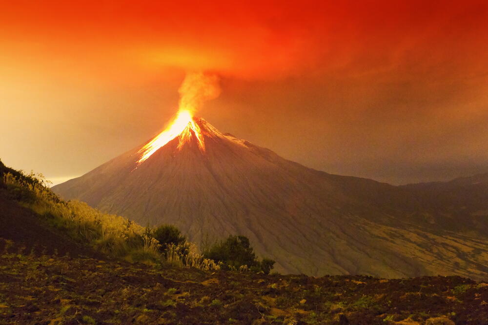 Vulkan ilustracija, Foto: Shuttertsock